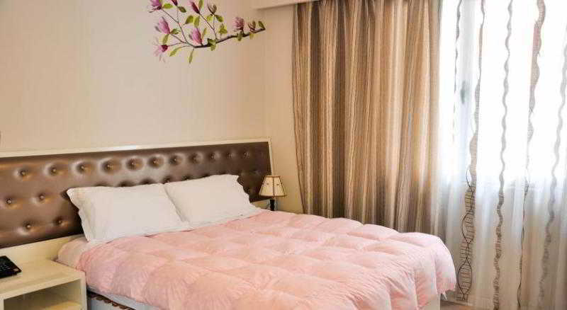 Hotel Comfort Тирана Экстерьер фото
